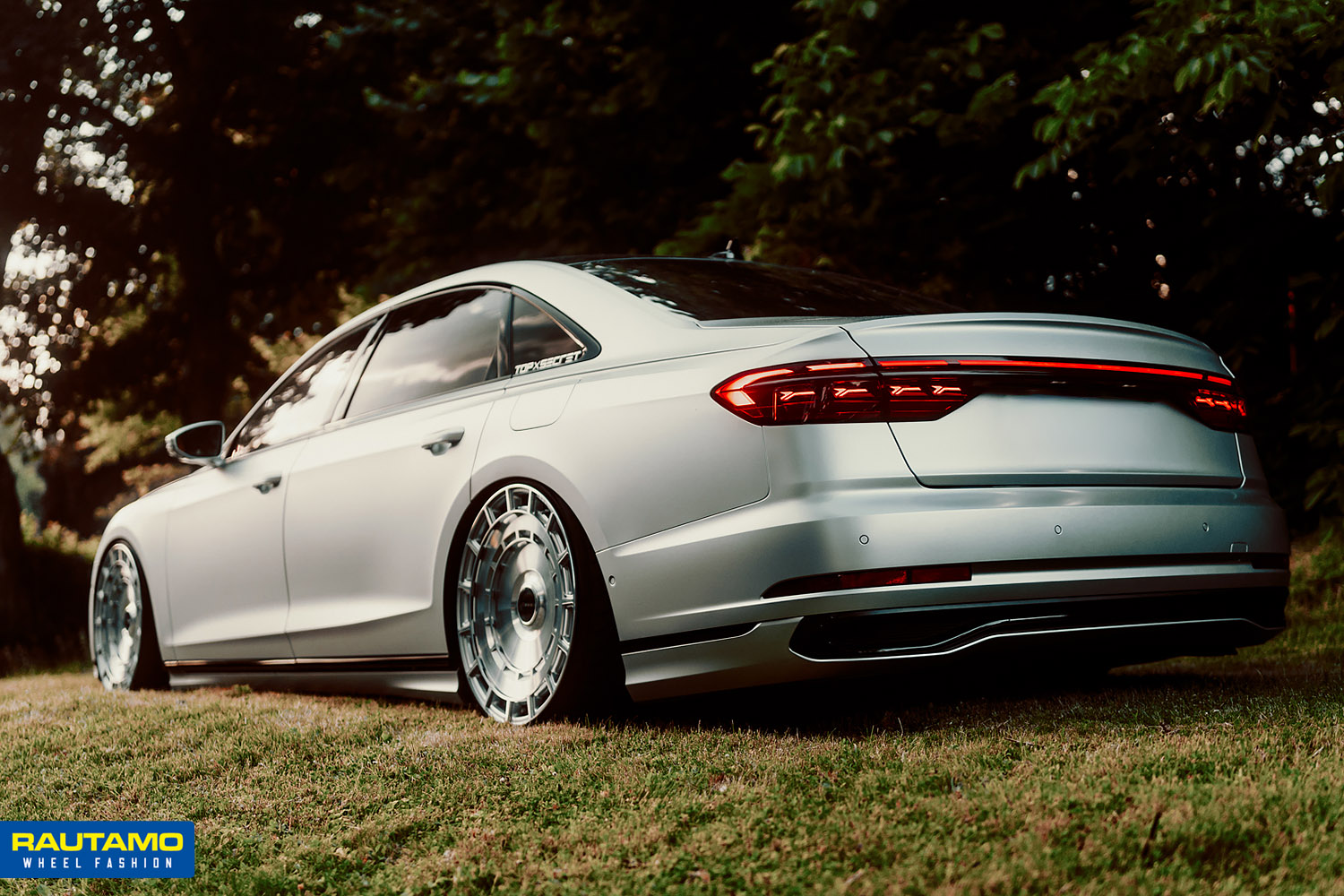 Audi A8 Vossen HF9 Silver Brushed