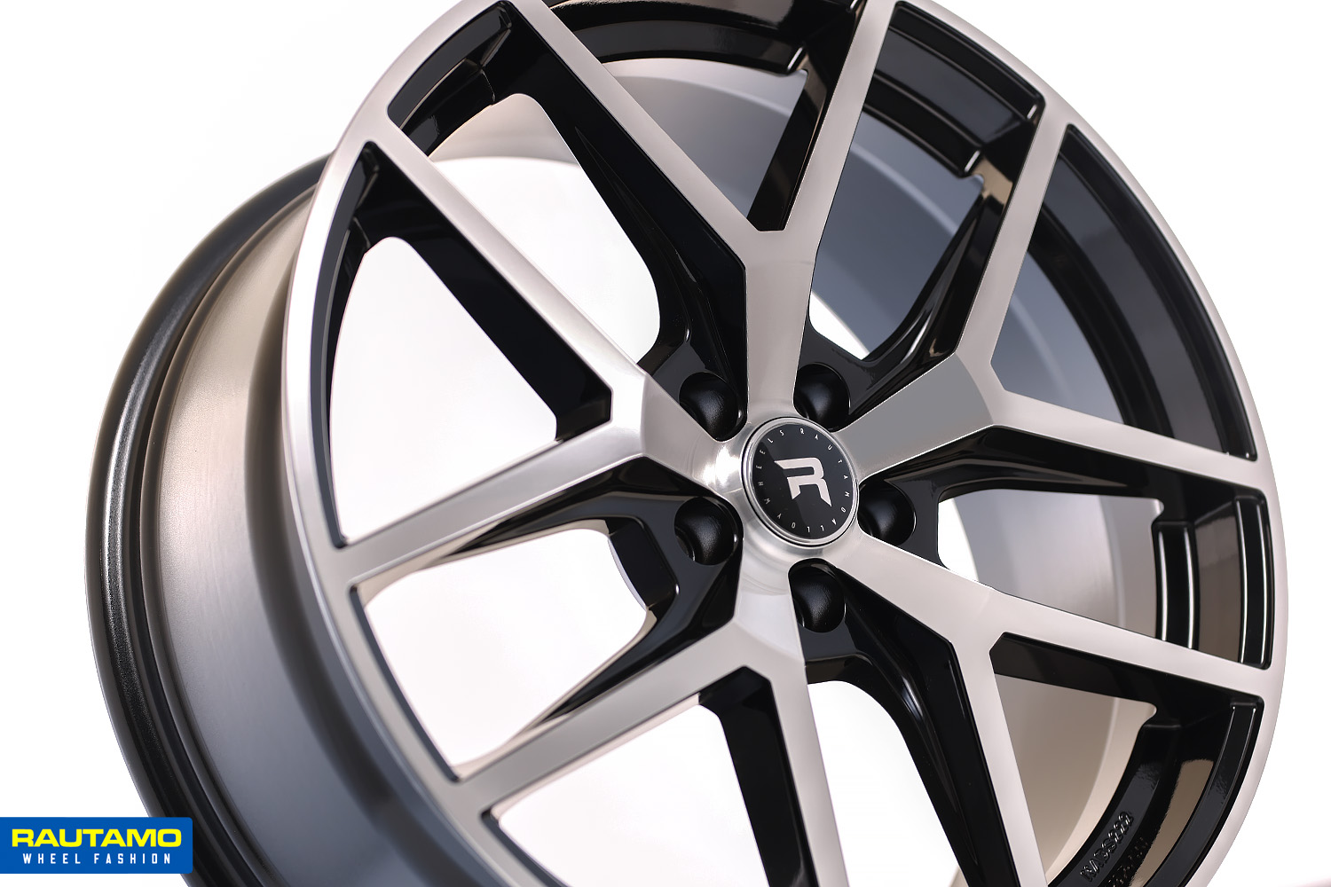 R-Series R19 Black Polish