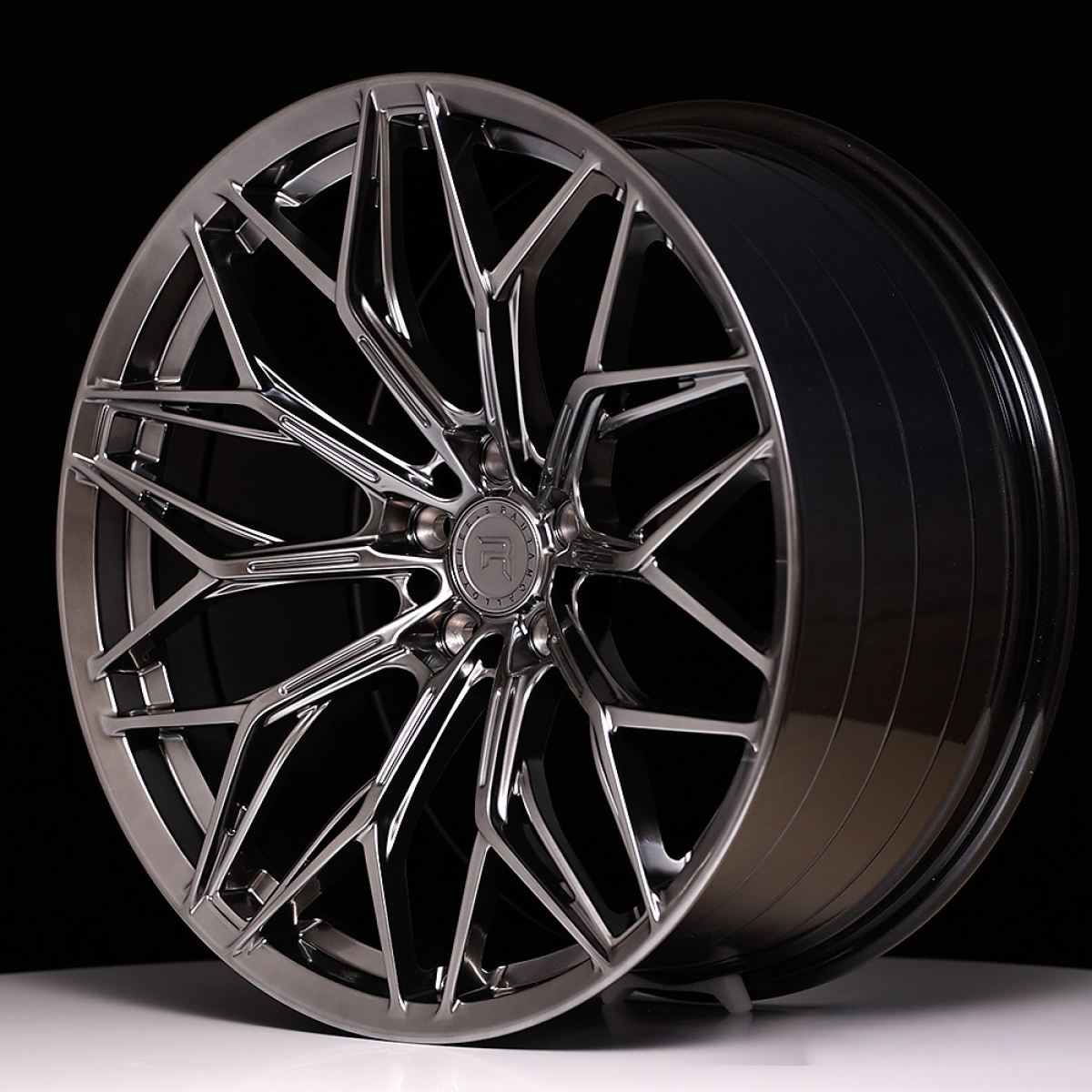 R-Series R18 Hyper Silver Black